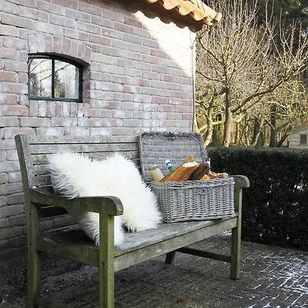 Bed & Breakfast Christie's Huiskamer 3*